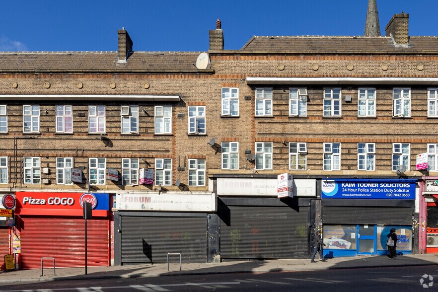 Streatham High Rd, Londres à louer - Photo principale - Image 1 de 2