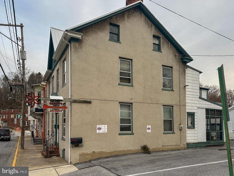 12 Manchester St, Glen Rock, PA for sale - Building Photo - Image 3 of 12