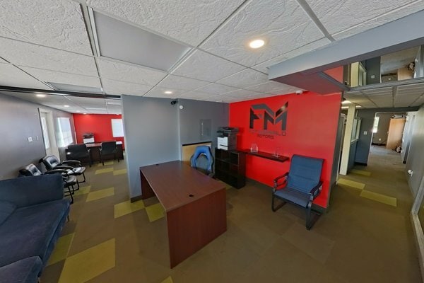 17361 Cornwall Centre Rd, Long Sault, ON for sale - Interior Photo - Image 3 of 13