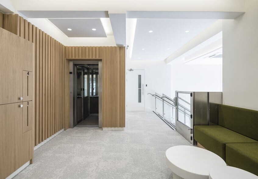 11-21 Paul St, London for lease - Interior Photo - Image 2 of 15