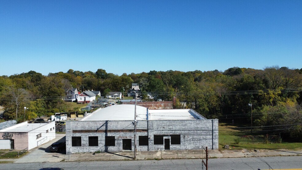 853 S Elm St, Greensboro, NC à vendre - Photo du bâtiment - Image 3 de 11