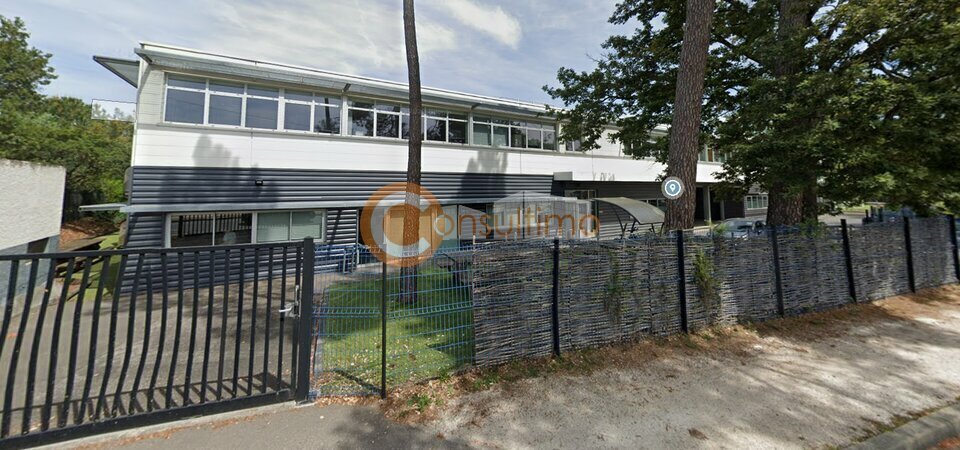 Office in Gradignan for lease - Building Photo - Image 3 of 6