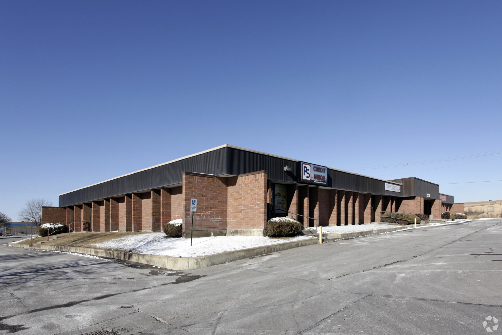 2250 S Redwood Rd, Salt Lake City, UT à louer Photo principale- Image 1 de 11