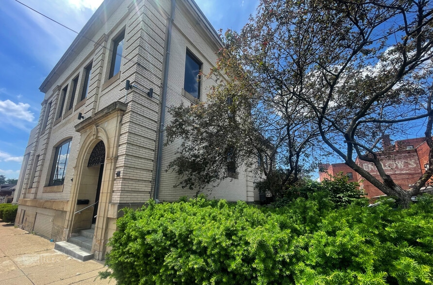 20 S Balph Ave, Pittsburgh, PA à vendre - Photo du bâtiment - Image 2 de 13