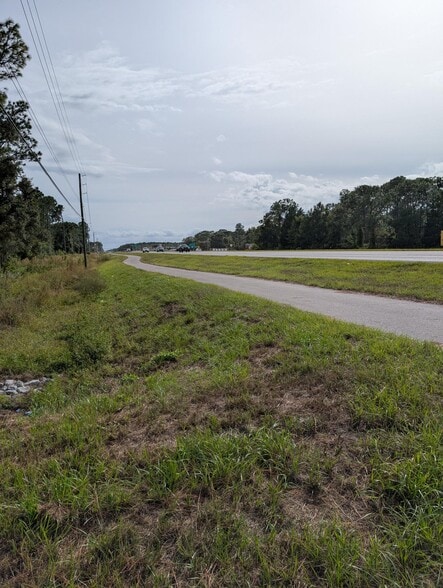9115 S Suncoast Blvd, Homosassa, FL for sale - Building Photo - Image 2 of 9