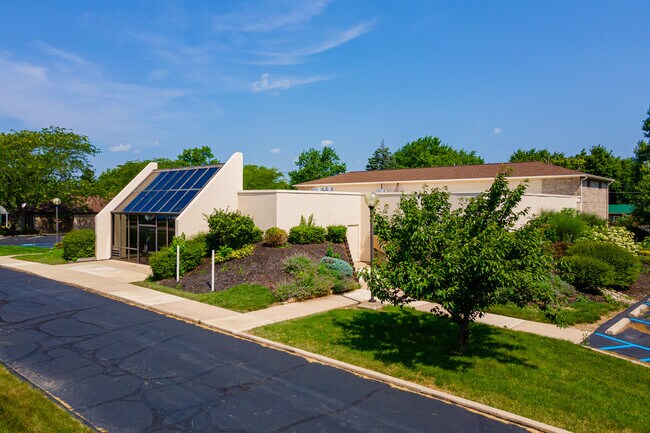 Plus de détails pour 1515 S 19th St, Elwood, IN - Bureau à vendre