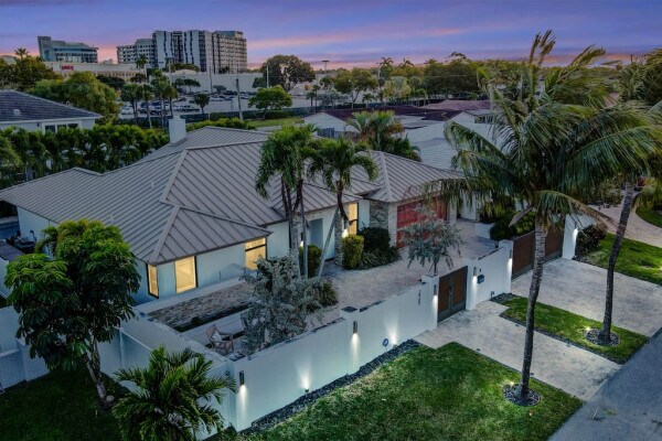 2460 NE 36th St, Fort Lauderdale, FL à vendre Photo principale- Image 1 de 13