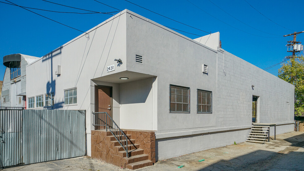 2431 Eads St, Los Angeles, CA à louer - Photo du bâtiment - Image 3 de 29