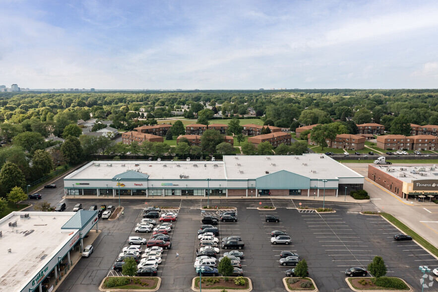 100-180 Biesterfield Rd, Elk Grove Village, IL for lease - Aerial - Image 3 of 5