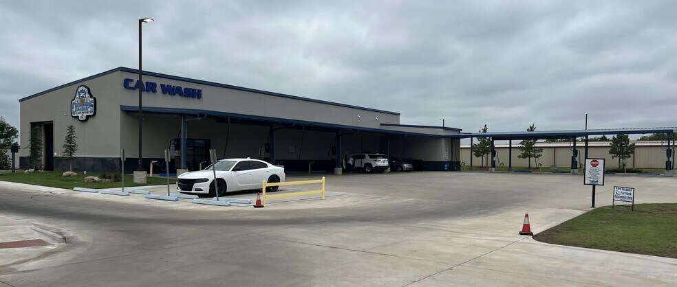 775 N Mustang Rd, Tuttle, OK à vendre - Photo du bâtiment - Image 2 de 7