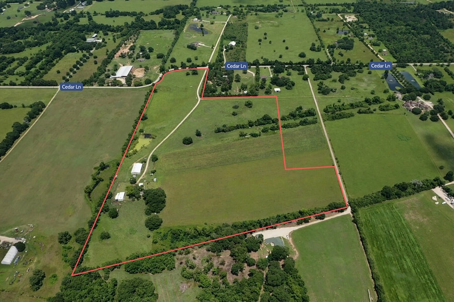 20119 Cedar Ln, Tomball, TX for sale - Primary Photo - Image 1 of 8