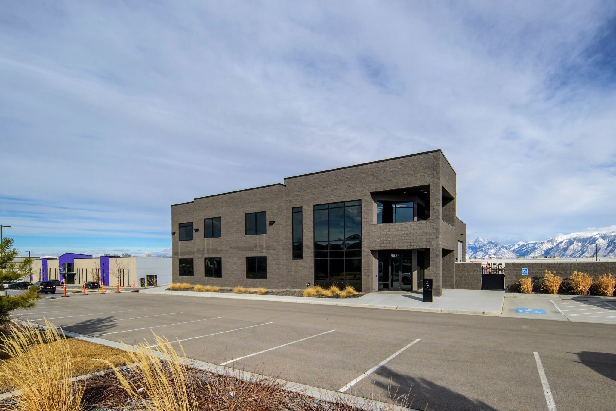 9489 S 6400 W, West Jordan, UT for lease Primary Photo- Image 1 of 9