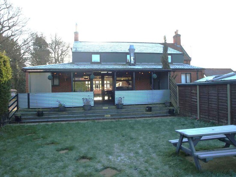 8 Norwich Rd, Ditchingham à louer - Photo du bâtiment - Image 2 de 10