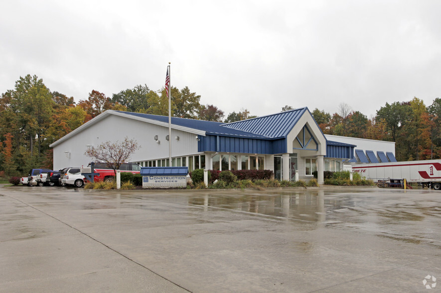 945 N Industrial Pky, Brunswick, OH for sale - Primary Photo - Image 1 of 3