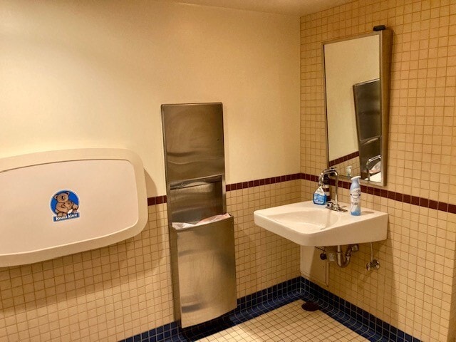 6225 W Touhy Ave, Chicago, IL à louer - Photo intérieure - Image 3 de 15