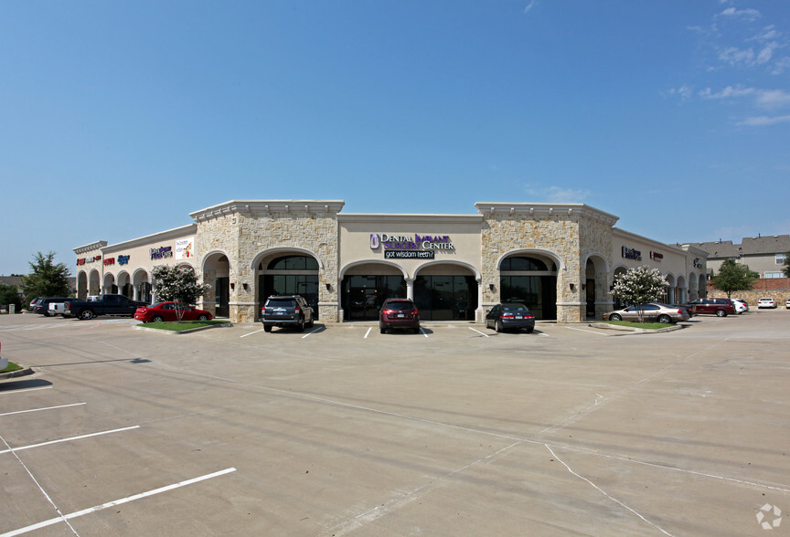 7965 Custer Rd, Plano, TX for lease - Primary Photo - Image 1 of 6