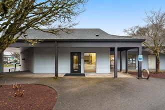 1600 SW Cedar Hills Blvd, Portland, OR for lease Interior Photo- Image 2 of 6