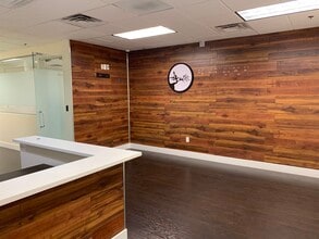 8905 W Post Rd, Las Vegas, NV à louer Photo intérieure- Image 1 de 13