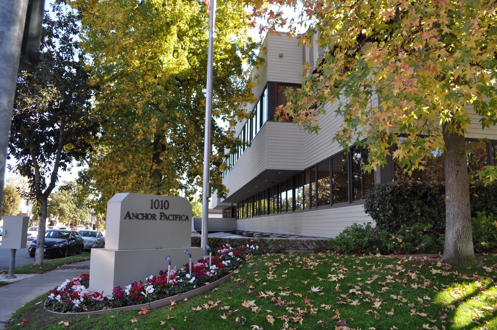 1010 E Union St, Pasadena, CA for lease Primary Photo- Image 1 of 5