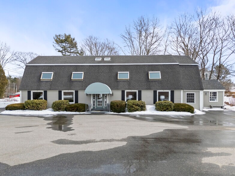 2049 Post Rd, Wells, ME à vendre - Photo du bâtiment - Image 2 de 42