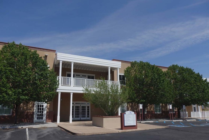 6330 Riverside Plaza Ln, Albuquerque, NM for lease - Building Photo - Image 1 of 11