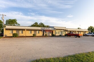 1201 Barnard Street, Glen Rose, TX à louer Photo du bâtiment- Image 2 de 11