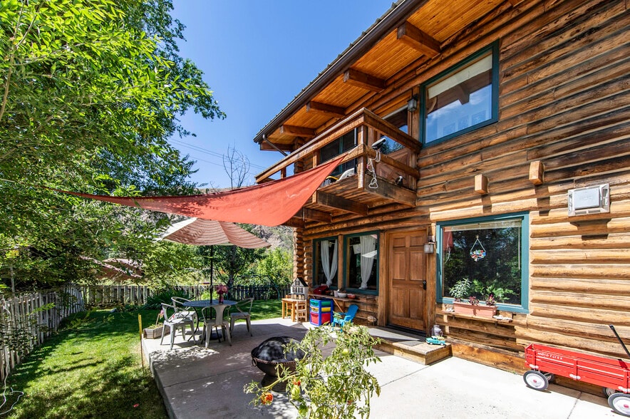 309 N River St, Hailey, ID for sale - Primary Photo - Image 1 of 12