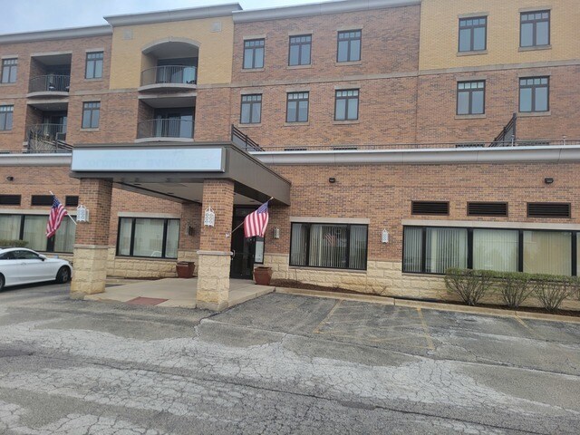 6400 N Northwest Hwy, Chicago, IL à louer - Photo du bâtiment - Image 2 de 7