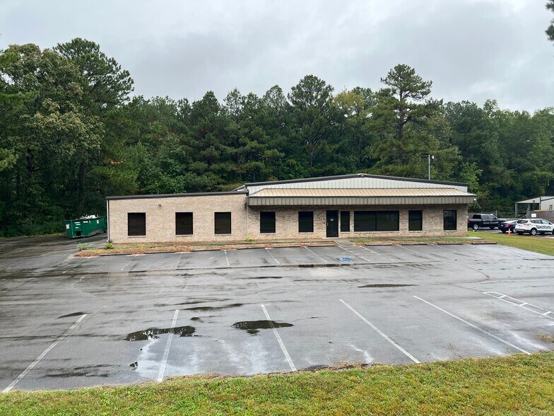 213 Industrial Blvd, Tullahoma, TN for sale - Primary Photo - Image 1 of 12
