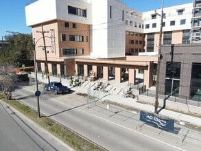 609 Jackson Ave, New Orleans, LA à louer Photo du bâtiment- Image 2 de 14