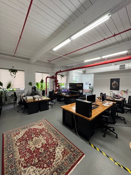 19 Rev Nazareno Properzi Way, Somerville, MA à louer - Photo du bâtiment - Image 3 de 10