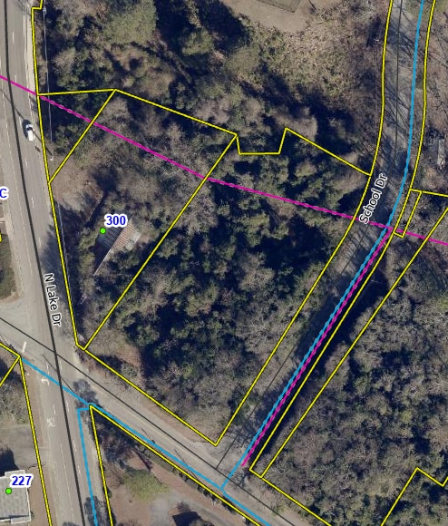 300 N Lake Dr, Lexington, SC for sale Primary Photo- Image 1 of 2