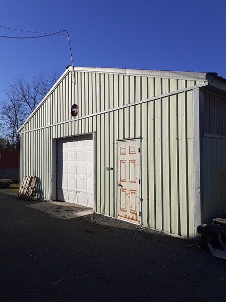 80 Black Meadow Rd, Chester, NY à vendre - Photo du bâtiment - Image 3 de 19