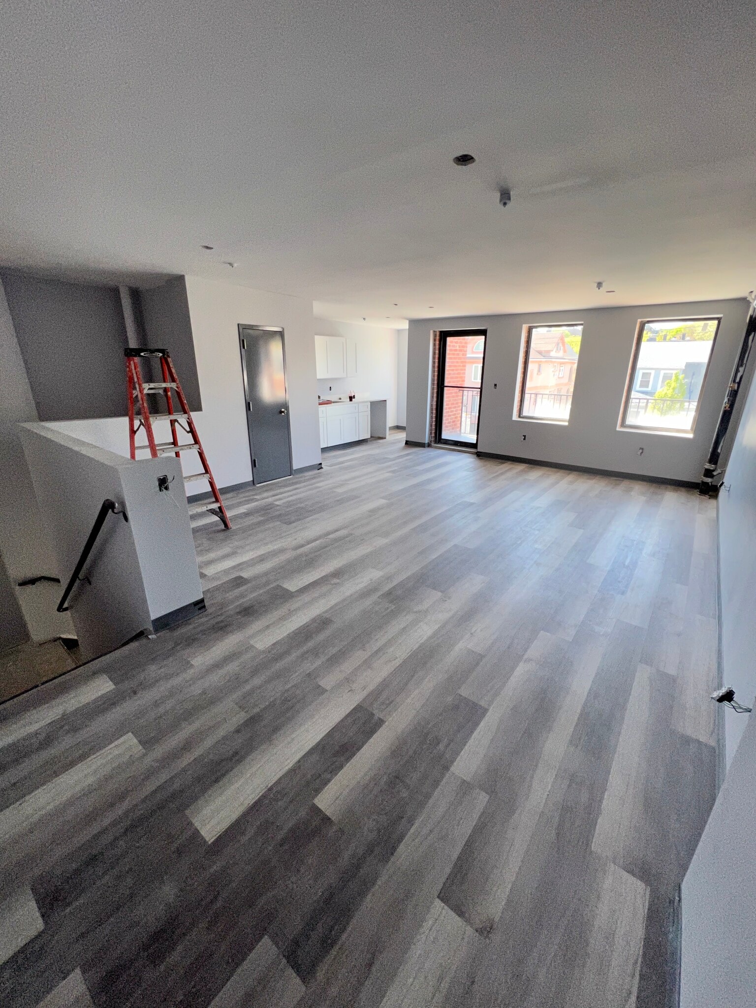 255 Van Buren St, Staten Island, NY for lease Primary Photo- Image 1 of 11