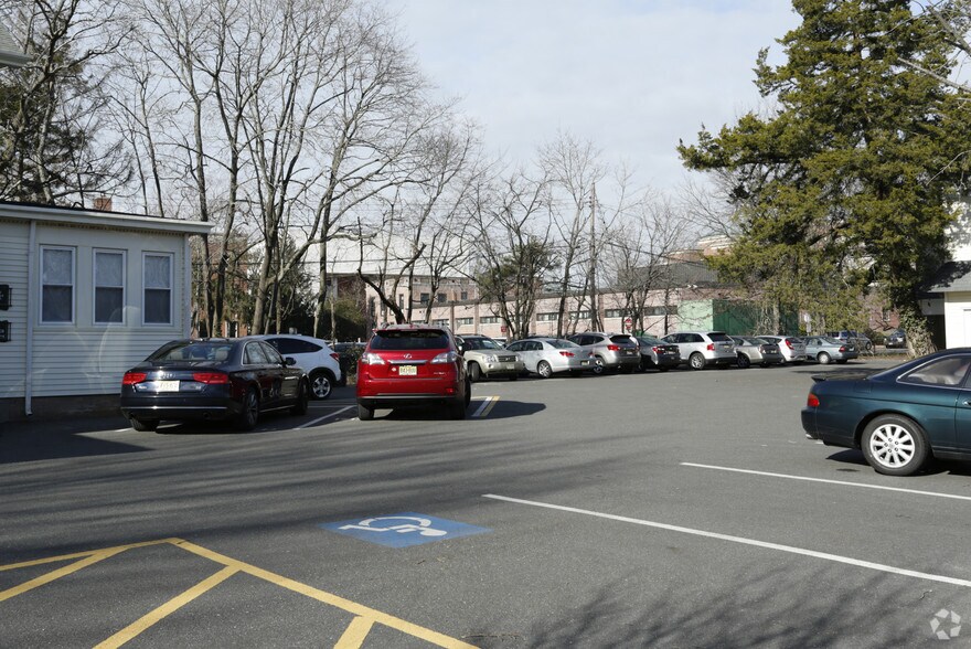 214 Washington St, Toms River, NJ à louer - Photo du bâtiment - Image 2 de 10