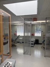 2460 Willamette St, Eugene, OR for lease Interior Photo- Image 2 of 7