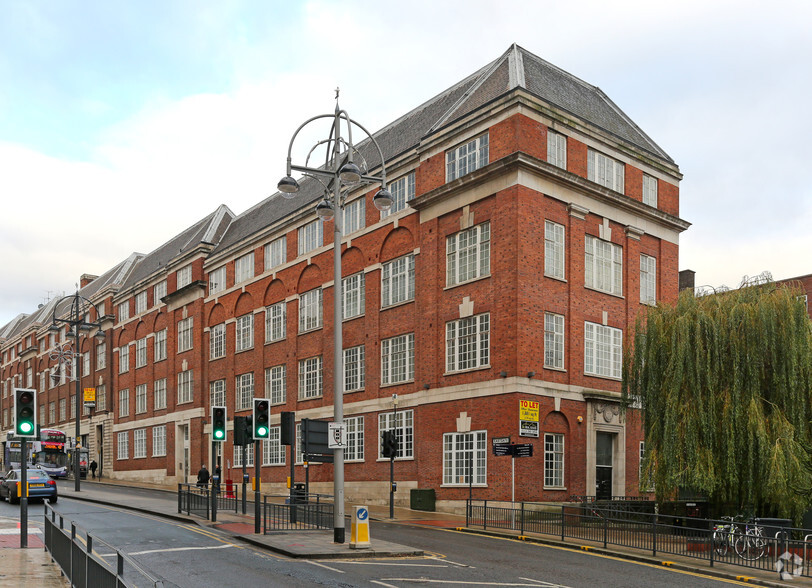 27-31 Eastgate, Leeds for lease - Primary Photo - Image 1 of 5