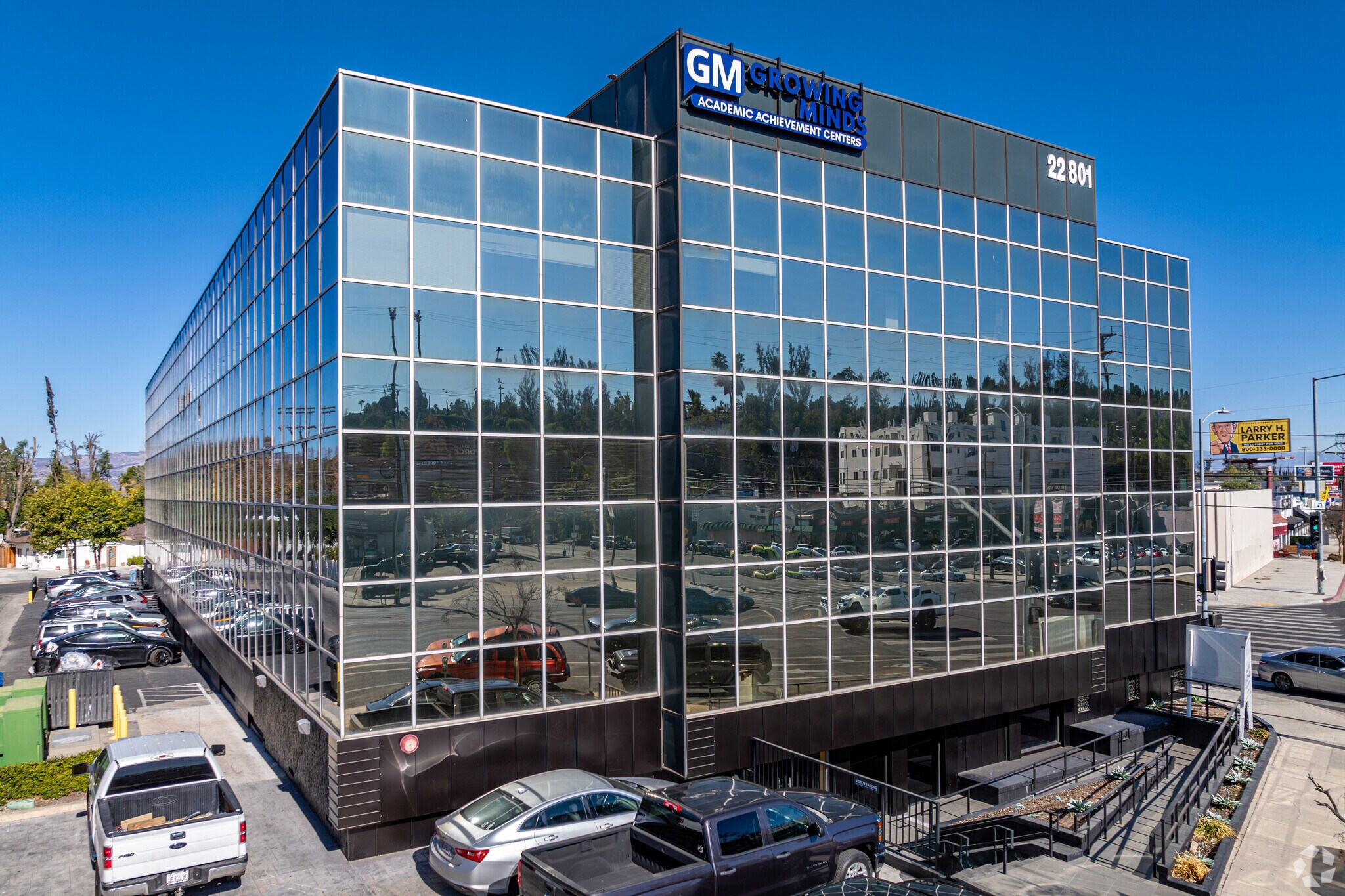 22801 Ventura Blvd, Woodland Hills, CA à louer Photo principale- Image 1 de 22