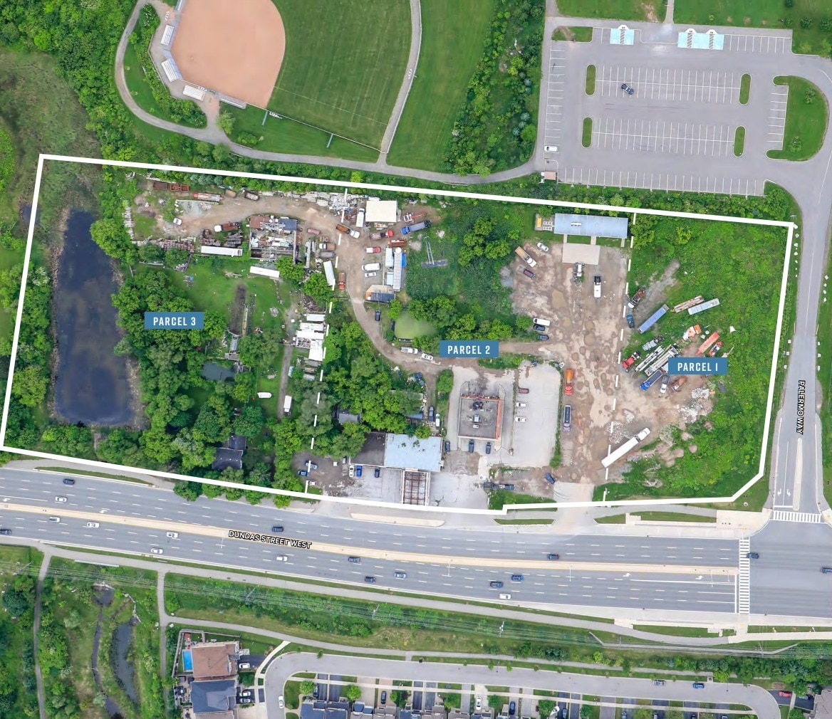 2391 Dundas St W, Oakville, ON à vendre Photo principale- Image 1 de 1