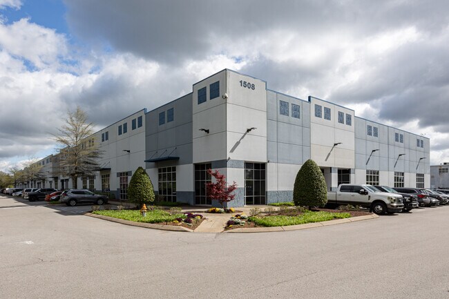 More details for 1508 Elm Hill Pike, Nashville, TN - Industrial for Lease