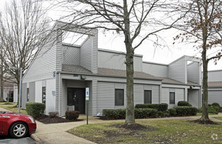 More details for 732 Thimble Shoals Blvd, Newport News, VA - Office for Sale