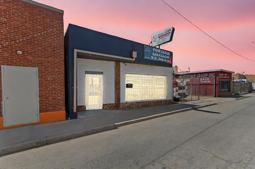 2414 Texas Ave, El Paso, TX à louer - Photo du bâtiment - Image 2 de 46