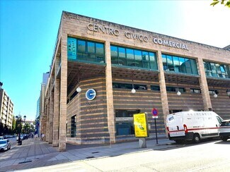 Plus de détails pour Calle Carlos López Otin, Oviedo - Commerce de détail à vendre