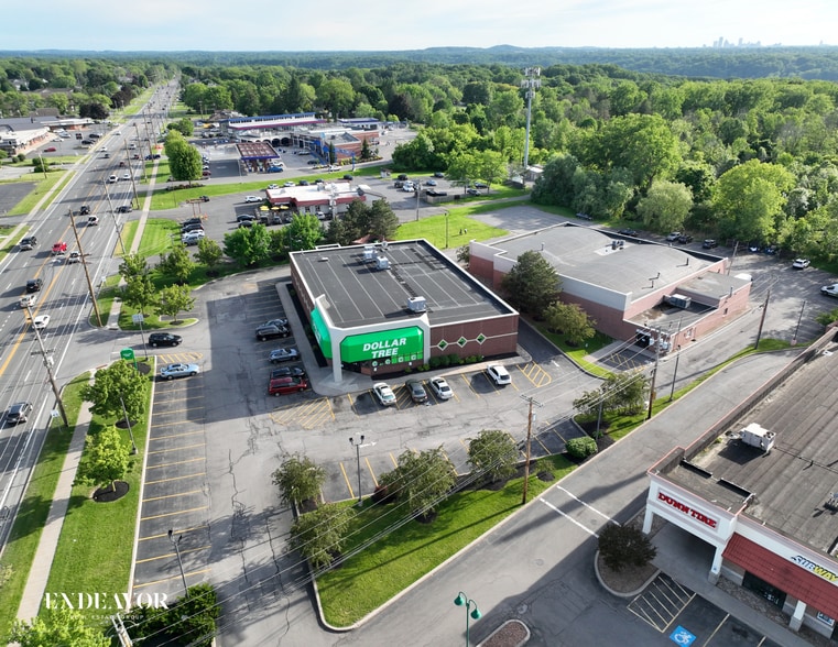 1847 Empire Blvd, Webster, NY à louer - Photo du bâtiment - Image 2 de 3
