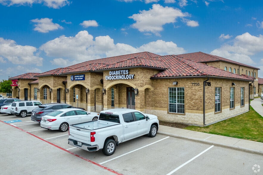 7705 San Jacinto Pl, Plano, TX for lease - Building Photo - Image 2 of 4