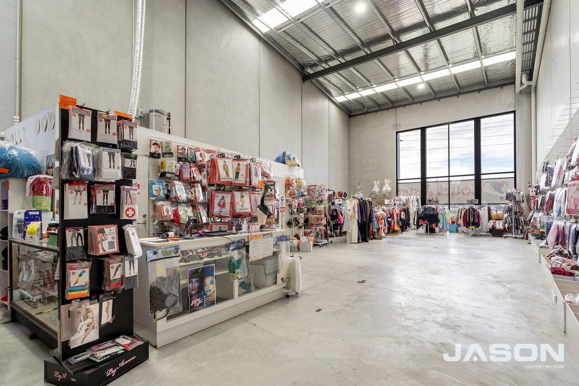 11-28 Jimmy Pl, Laverton North for lease Interior Photo- Image 1 of 4