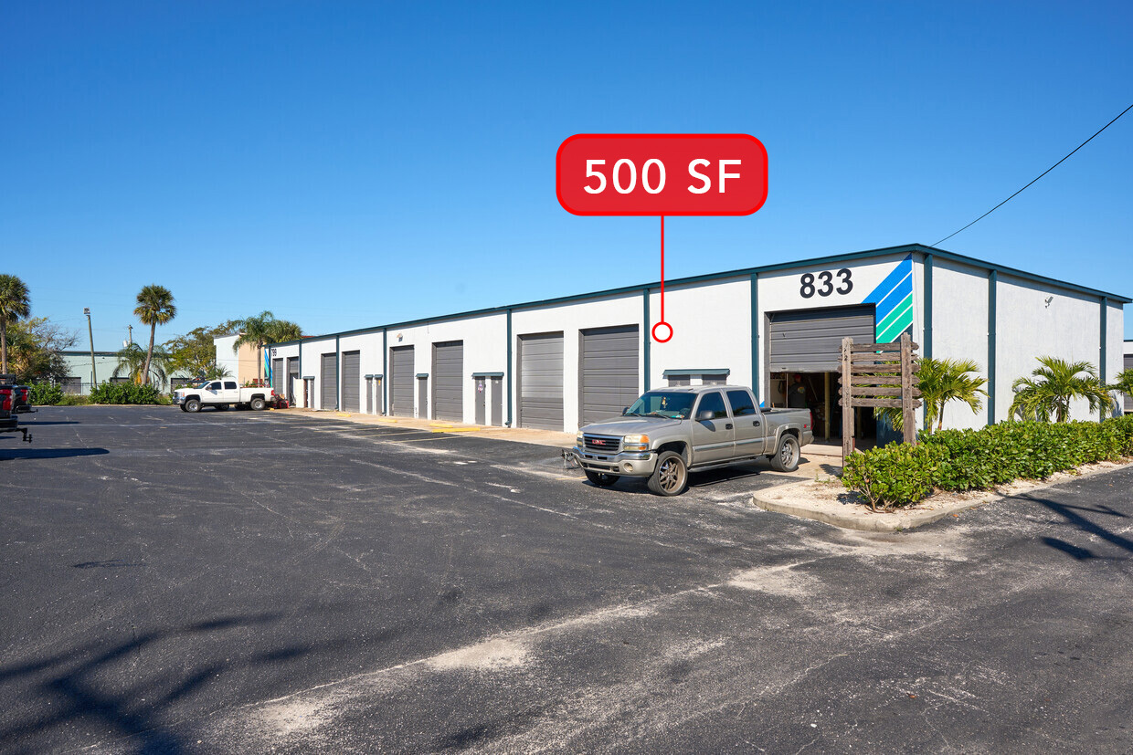 895 NE Dixie Hwy, Jensen Beach, FL for lease Building Photo- Image 1 of 1