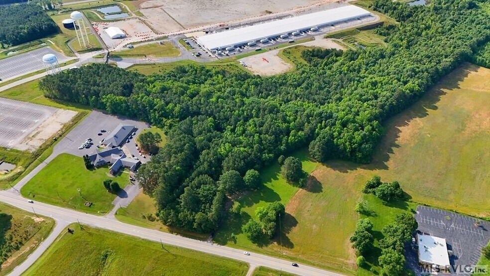 1658 N Mecklenburg Ave, La Crosse, VA à vendre - Aérien - Image 2 de 13