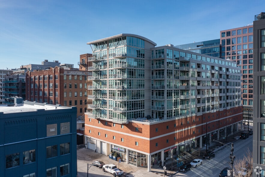 901-921 W Washington Blvd, Chicago, IL for lease - Building Photo - Image 3 of 11