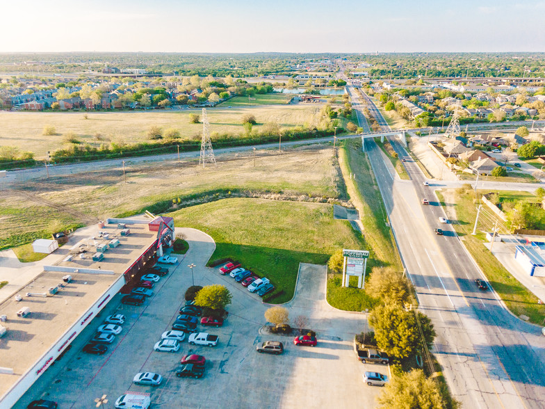 5319 Glenview Dr, Haltom City, TX for sale - Aerial - Image 2 of 10